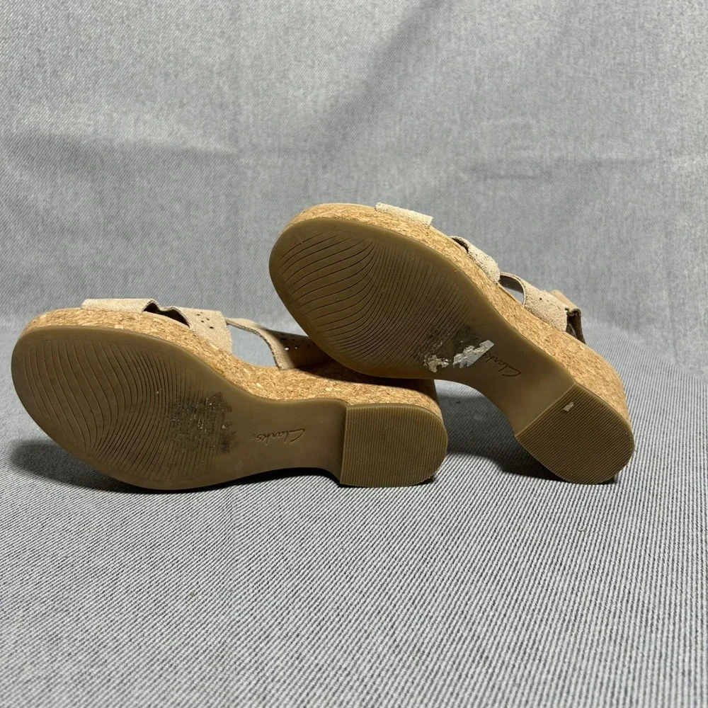 Clarks Women Suede Perforated Wedge Sandals Size 9 Tan Cork Slingback